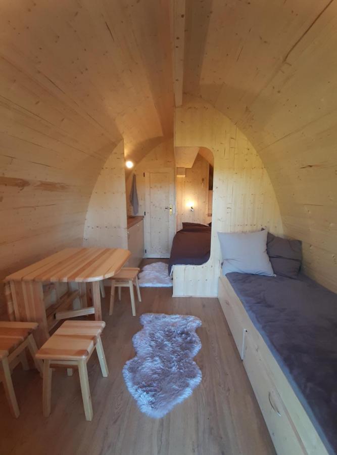 La Cabane De Tic Et Tac Hotel Tailles Esterno foto